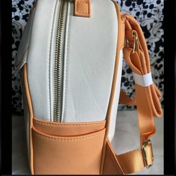 2023 Loungefly Disney Lilo & Stitch Candy Corn Sundae Stitch Mini Backpack NWT - Picture 5 of 8